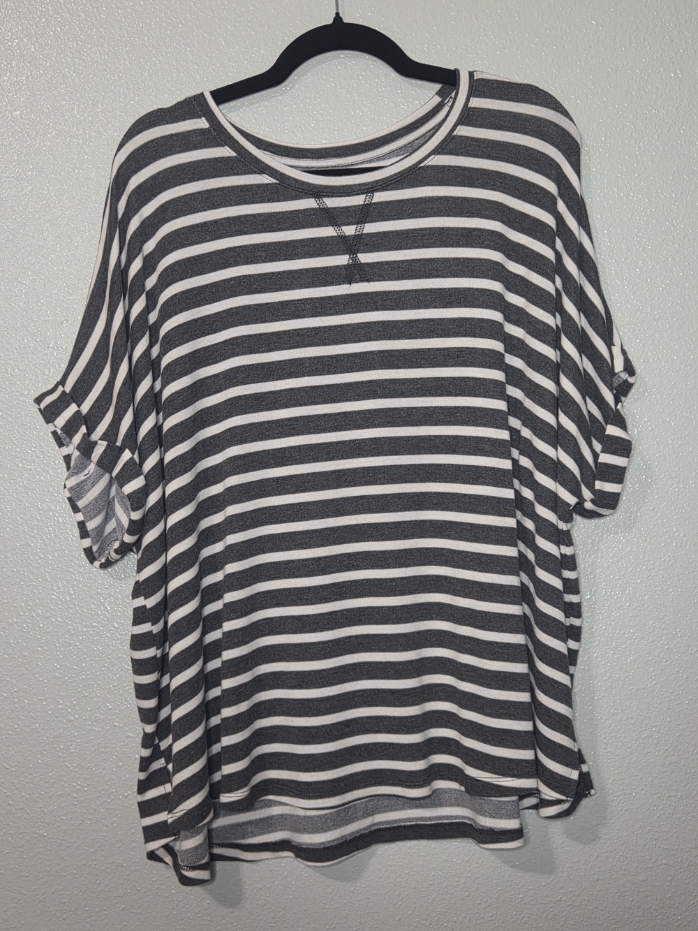 Women's Oversized Black & White Striped Short-Sleeve Tee Size 3x - Picture 1 of 9